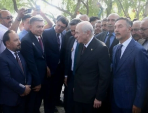 MHP Lideri Bahçeli,  Ahlat Programında Partililer ve Vatandaşlarla Biraraya Geldi…