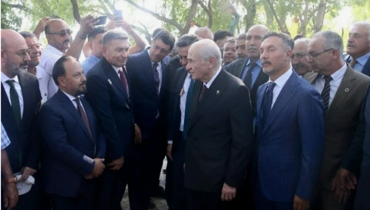 MHP Lideri Bahçeli,  Ahlat Programında Partililer ve Vatandaşlarla Biraraya Geldi…